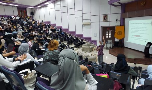 Preparing Students to Dive into Society, FPH UI Holds Debriefing