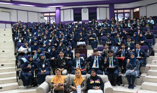 FKM UI Terima Studi Kunjungan dari Siswa-siswi SMA Negeri 2 Kediri