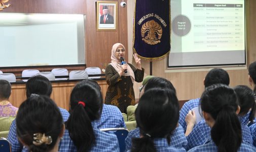 Receives a Visit from Meitreyawira High School Jakarta, FPH UI Explains about Public Health